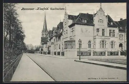 AK Hannover-Kleefeld, Kaulbachstrasse mit Abzweig und Kirche