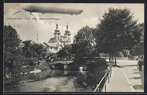 AK Donaueschingen, Stadtpartie mit Zeppelinluftschiff