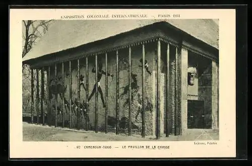 AK Paris, Exposition coloniale internationale 1931, Cameroun, Le Pavillon de la Chasse