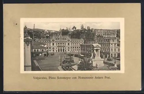 AK Valparaiso, Plaza Sotomayor con Monumento Arturo Prat, Strassenbahn