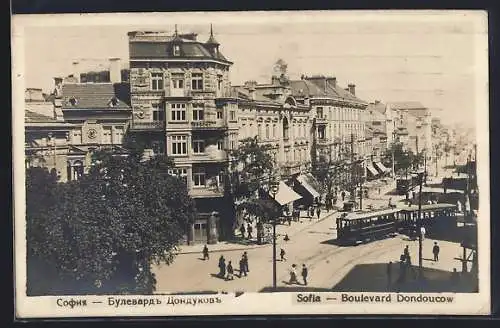 AK Sofia, Boulevard Dondoucow, Strassenbahn