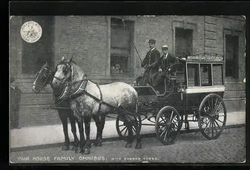 AK London, Pair Horse Family Omnibus with Rubber Tyres