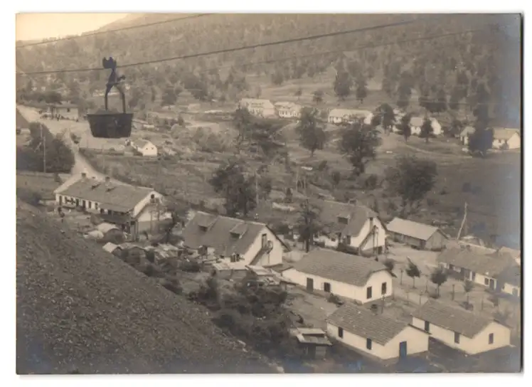 21 Fotografien unbekannter Fotograf, Ansicht Kovacevac, Kohle Bergbau, Bergleute am Schacht, Seilbahn für Kohletransport 11
