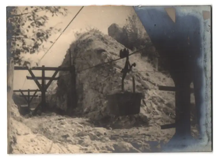 21 Fotografien unbekannter Fotograf, Ansicht Kovacevac, Kohle Bergbau, Bergleute am Schacht, Seilbahn für Kohletransport 16