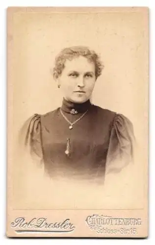 Fotografie R. Dressler, Berlin, Schlossstrasse 15, Schloss Charlottenburg & Messe-Medaillen, Rückseitig Portrait