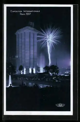 AK Paris, Exposition internationale 1937, Feux d'Artifice Devant, le Pavillon de l'Allemagne