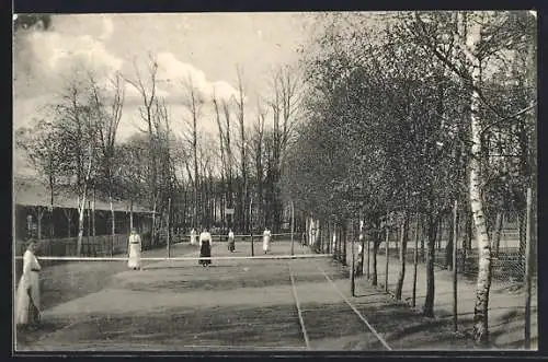 AK Hannover-Steuerndieb, Grundstück Semmelrogge, Tennisplatz mit Spielerinnen