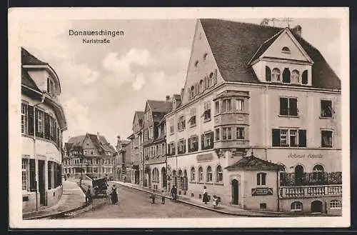 AK Donaueschingen, Karlstrasse, Partie mit Restaurant Schmiede