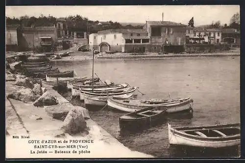 AK Saint-Cyr-sur-Mer, Cote d`Azur et de Provence, La Jetée, Bateaux de pêche