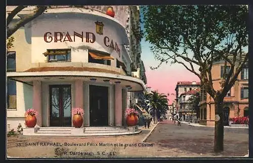 AK Saint-Raphael, boulevard Félix-Martin et le grand casino