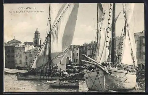 AK Saint-Tropez /Cote d`Azur, Une vue du Port