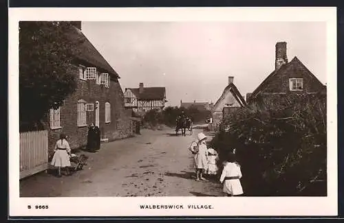 AK Walberswick, Village Residents