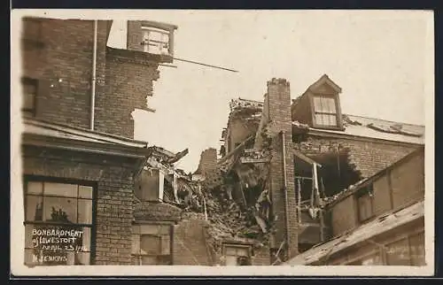 AK Lowestoft, Collapsed building after bombardement 1916