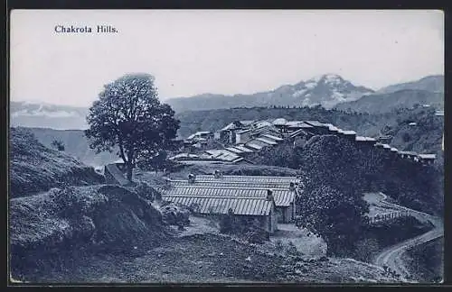 AK Chakrota Hills, Panorama mit kleiner Ortschaft