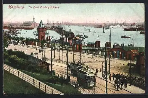 AK Hamburg-St. Pauli, Landungsbrücken mit Blick auf Hafen, Strassenbahn