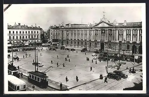 AK Toulouse, La Place du Capitole, Strassenbahn