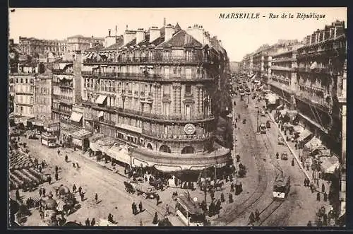 AK Marseille, Rue de la République, Strassenpartie mit Strassenbahn