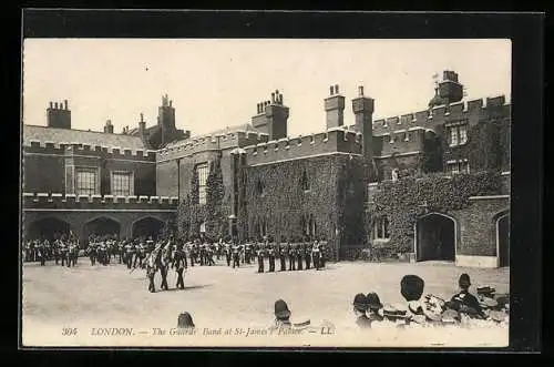 AK London, The Guards` Band at St-Jaime`s Palace