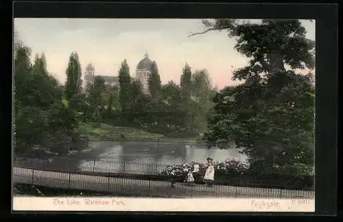 AK Highgate /London, The Lake, Waterlow Park