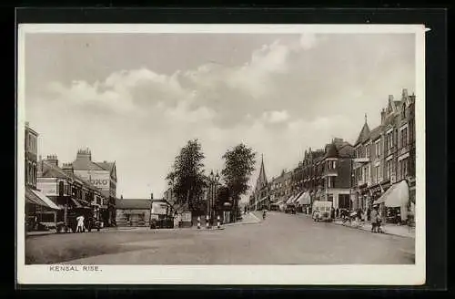 AK Kensal Rise /London, Road with distant church tower