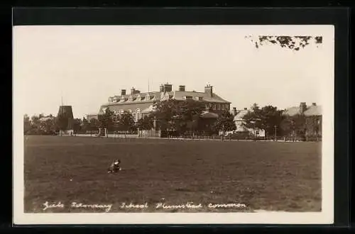 AK Plumstead, Girls` Secondary School, Plumstead Common