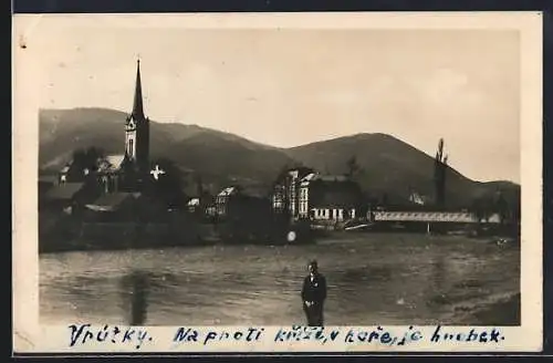 AK Vrútky, Panorama mit Kirche