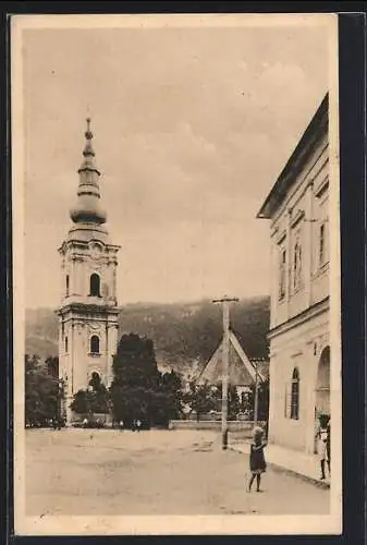 AK Pelsöc, Strassenpartie mit Kirchturm