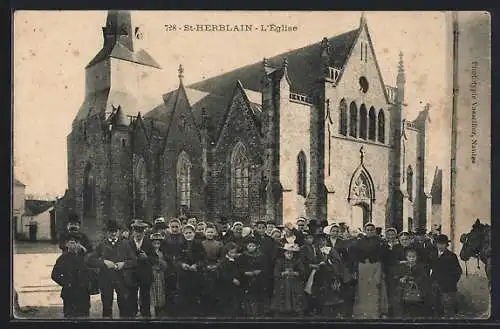 AK Saint-Herblain, L`Église et groupe de villageois devant l`entrée