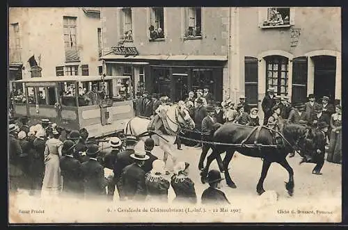 AK Châteaubriant, Cavalcade avec tramway et attelage de chevaux, 12 mai 1907