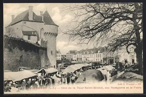 AK Guérande, Côté de la Tour Saint-Michel, ses Remparts et la Foire