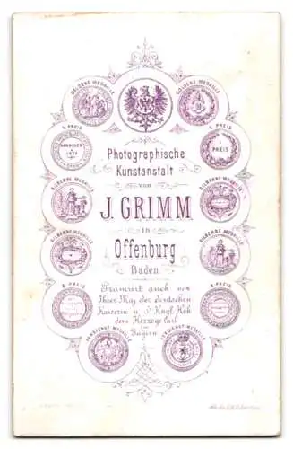 Fotografie J. Grimm, Offenburg, Porträt einer Frau mit hochgestecktem Haar