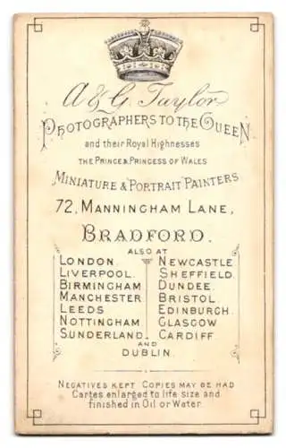 Fotografie A. & G. Taylor, Bradford, 72 Manningham Lane, Porträt eines Mannes mit Bart