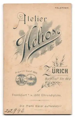 Fotografie Atelier Helios, Zürich, Bahnhofstrasse 60, Porträt einer jungen Frau mit hochgestecktem Haar