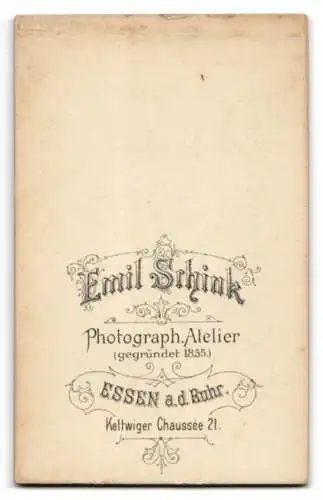 Fotografie Emil Schink, Essen a.d. Ruhr, Kettwiger Chaussee 21, Porträt einer Frau mit Brille und Hochsteckfrisur