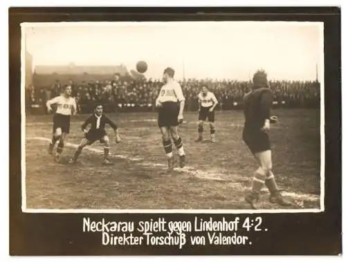 Fotografie Fussball, Neckerau vs. Lindenhof 4:2, Direkter Torschuss von Valendor