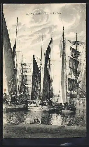 AK Saint-Raphael, Le Port