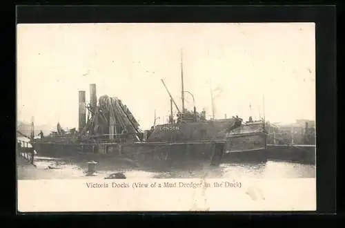 AK London, Victoria Docks, View of a Mud Dredger in the Dock