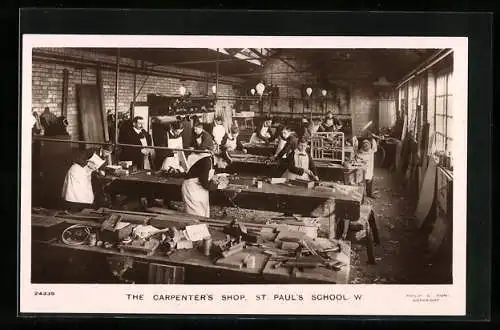 AK London, St. Paul`s School, The Carpenter`s Shop