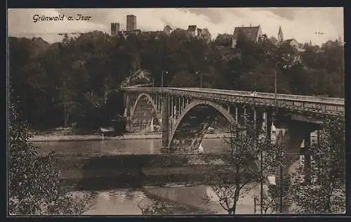 AK Grünwald a. Isar, Flusspartie und Brücke mit Blick auf die Burg