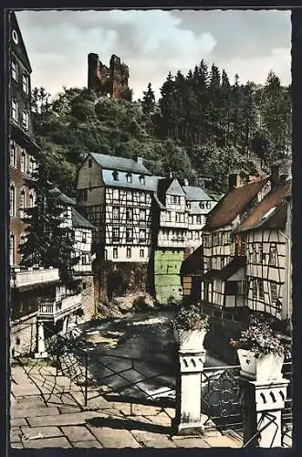 AK Monschau /Eifel, Fachwerkhäuser a. d. Ruhr und Burgruine Haller