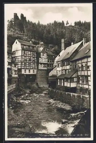 AK Monschau, Alte Häuser an der Ruhr