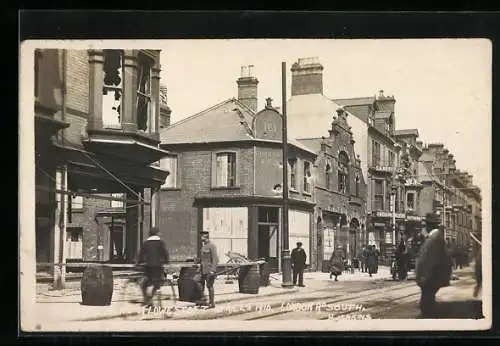 AK Lowestoft, Street after bombardement