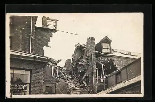 AK Lowestoft, Destroyed building after bombardement