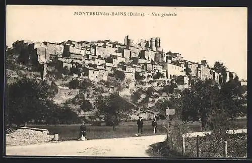 AK Montbrun-les-Bains, Vue générale