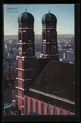 AK München, Die Frauenkirche aus der Vogelschau