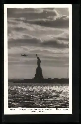 AK New York City, Silhouette of Statue of Liberty