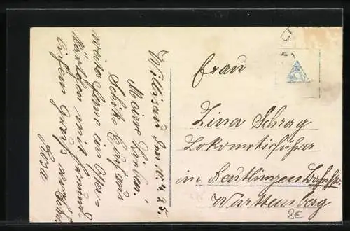 Foto-AK Photochemie Berlin Nr. 5346-3: Junger Knabe mit Osterei und Blumen in einer Osterprozession, Studiokulisse