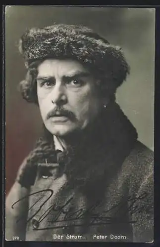 AK Schauspieler Peter Doorn in Winterkleidung