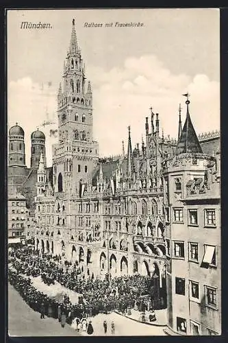 AK München-Au, Rathaus mit Frauenkirche