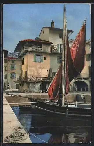 Künstler-AK Photochromie Nr. 1815: Hafen in einem italienischen Ort